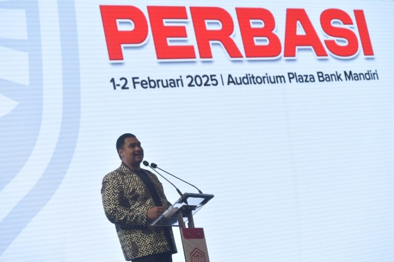1165Rakernas-PP-Perbasi--Menpora-Dito-Titip-Intensifkan-Kompetisi-untuk-Prestasi-Basket-ke-Level-Dunia